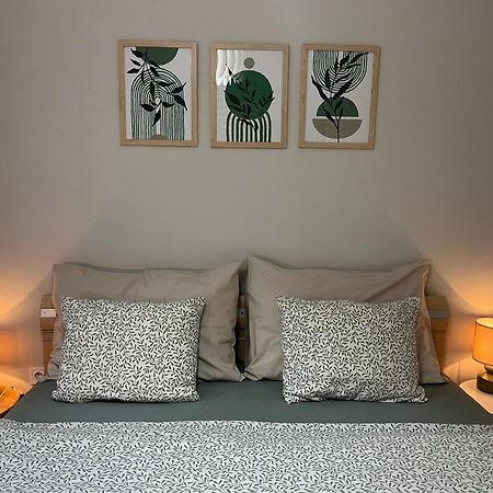 Larix Apartman Budapesta Exterior foto