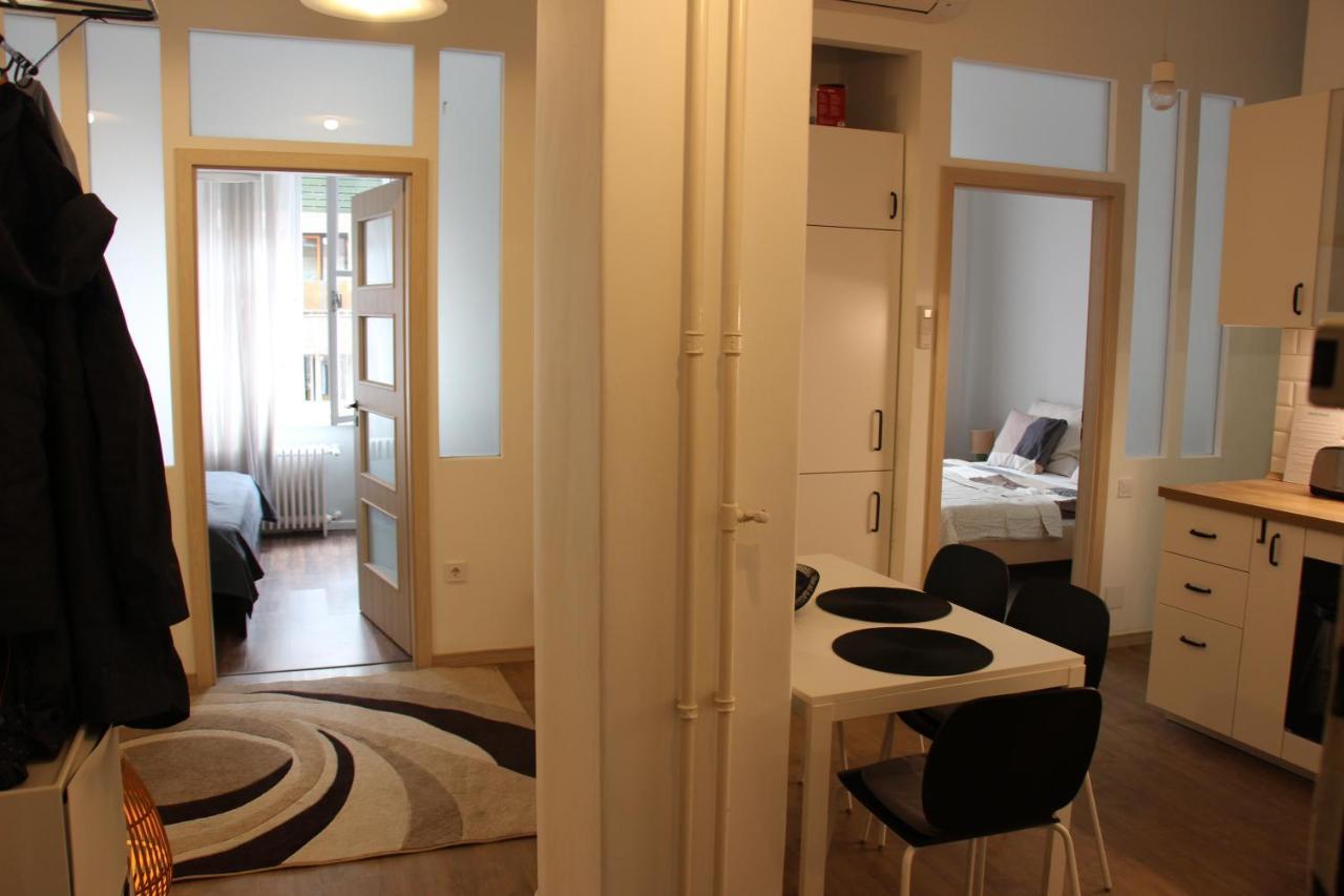Larix Apartman Budapesta Exterior foto