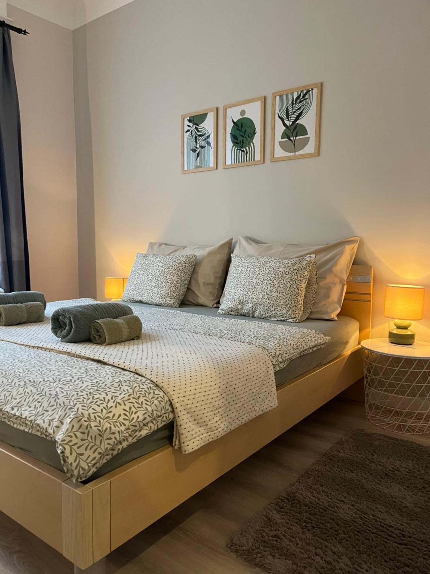 Larix Apartman Budapesta Exterior foto